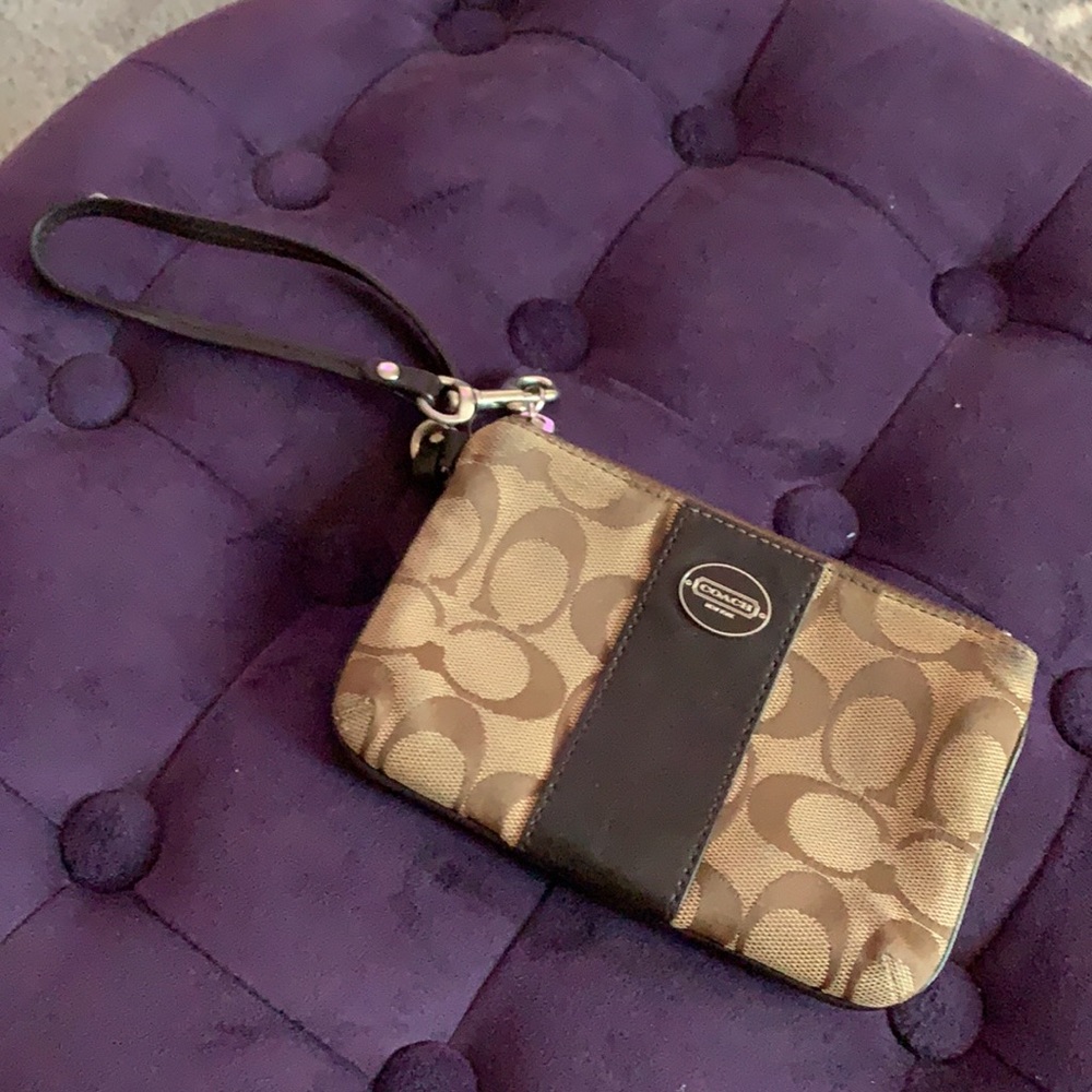 Coach Logo Mini Wristlet - Picture 4 of 7